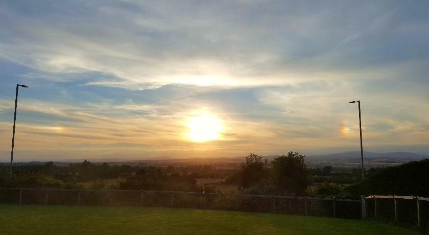 One Strathview B&B Forfar Kültér fotó